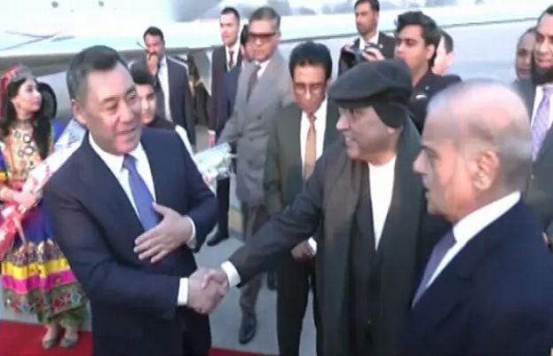Kyrgyzstan president arrives in Islamabad on official visit