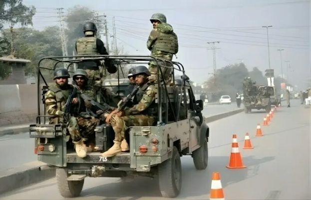 Pakistan Army tagets Taliban positions in Bajaur