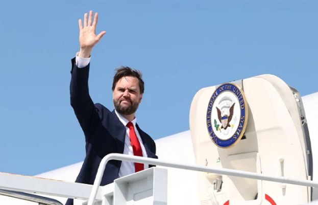 U.S. Vice President J.D. Vance departs for Pakistan for talks with Iran
