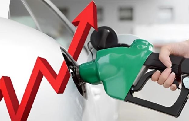Govt hikes petrol to Rs458.40, diesel Rs520.35 per litre amid global fuel crisis
