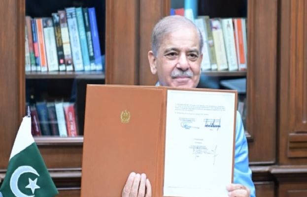 PM Shehbaz signs ‘historic’ Islamabad MoU as key mediator between US and Iran