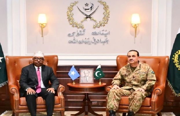Pakistan, Somalia vow to deepen military-to-military ties