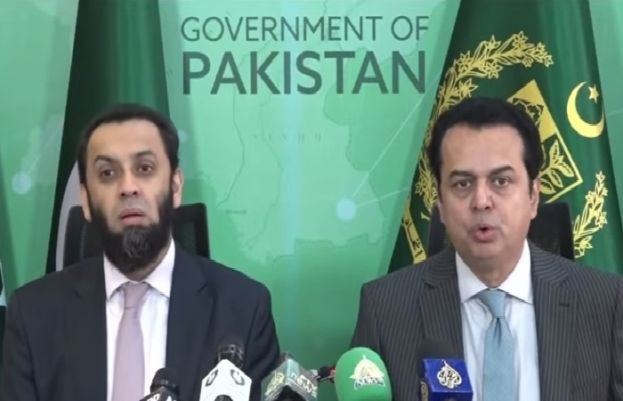 Minister urges PTI to choose between Pakistan and Afghanistan amid terror attacks