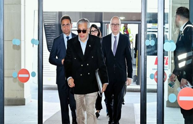 DPM Dar lands in Istanbul for R4, R4+ ministerial meetings on regional peace